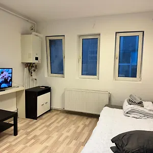 https://old-town-studios-by-chr-luxury-property.bucharesthotelsnow.com
